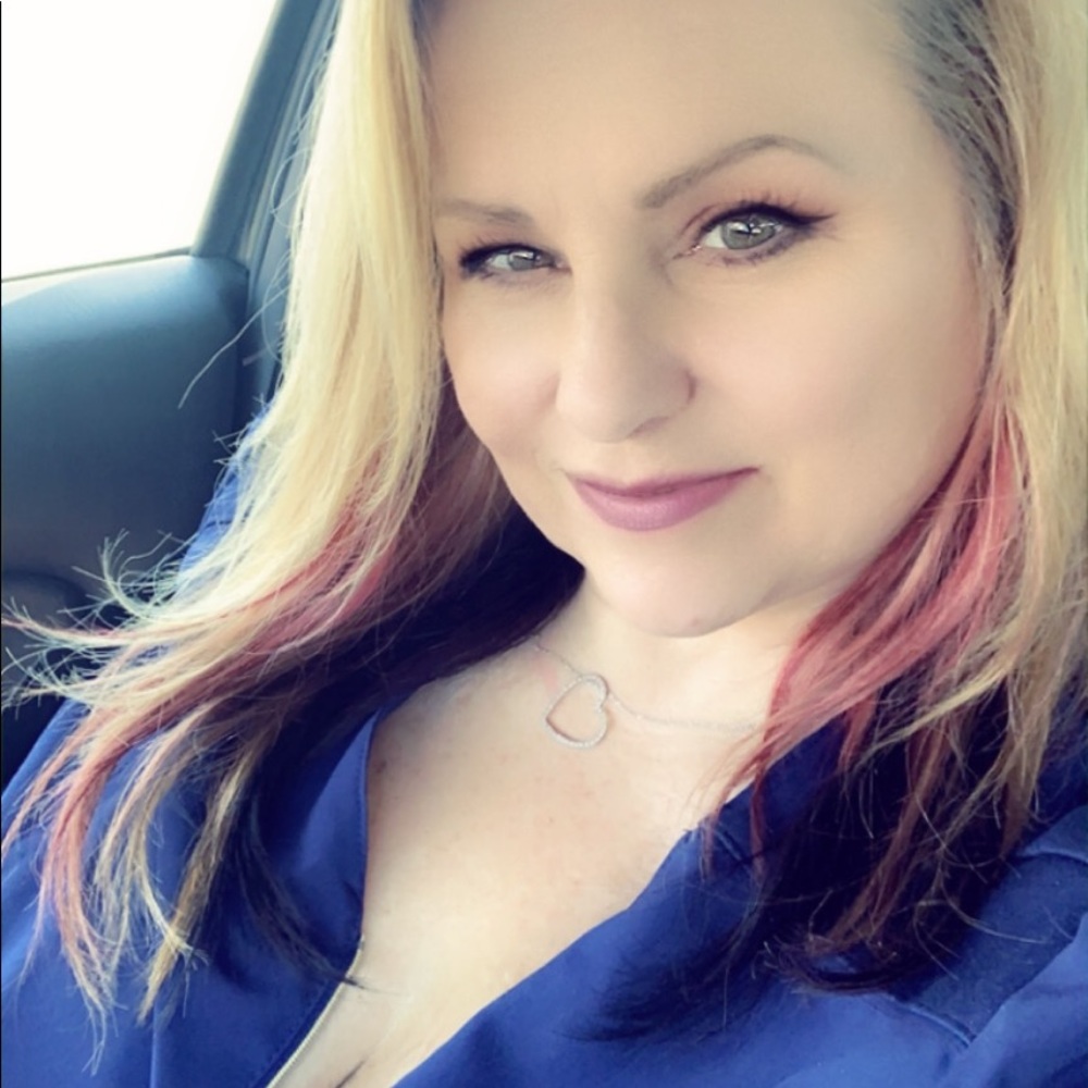 Meet your Posher, Keccia